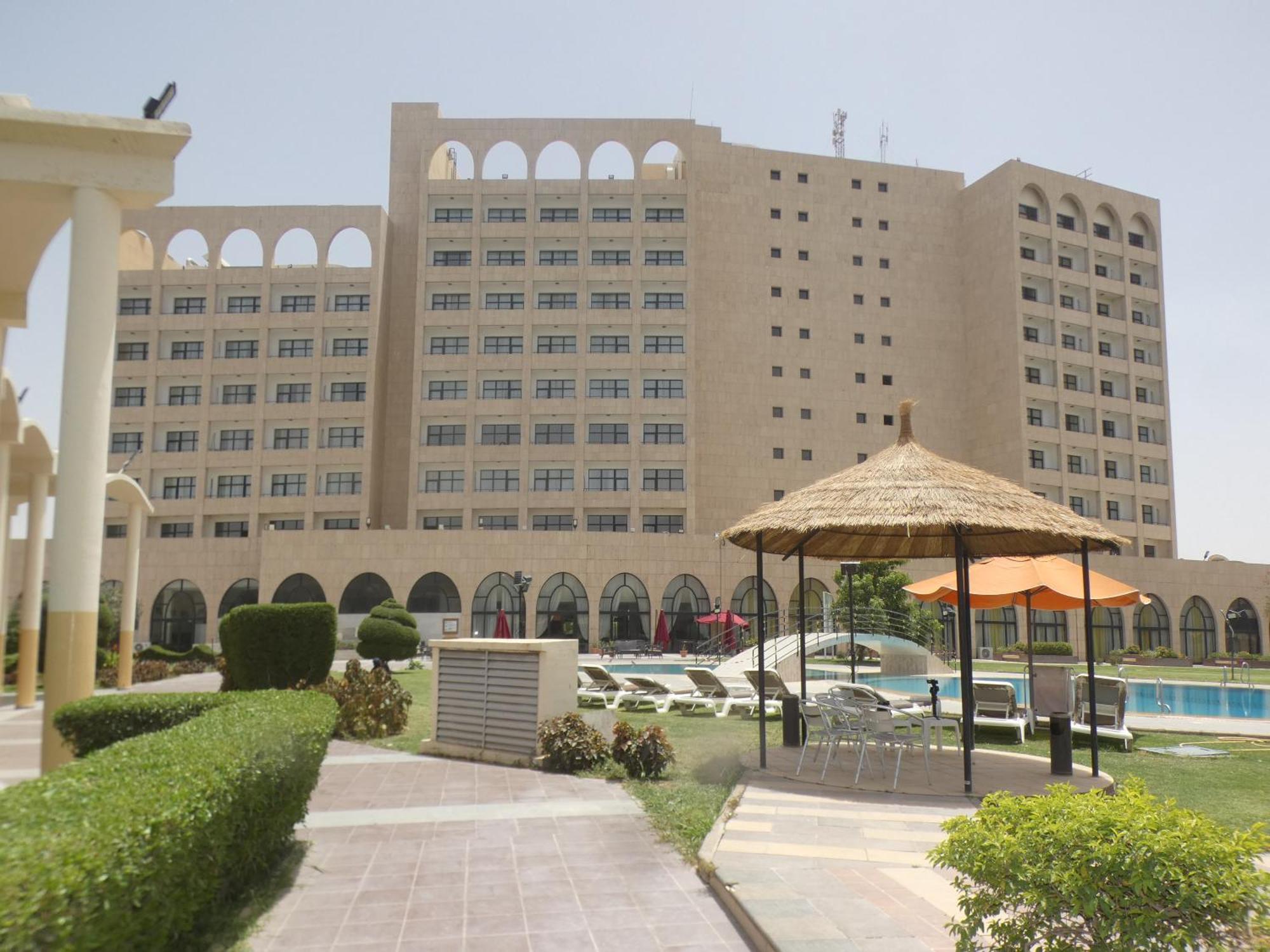 L'Amitie Hotel NʼDjamena Exterior foto